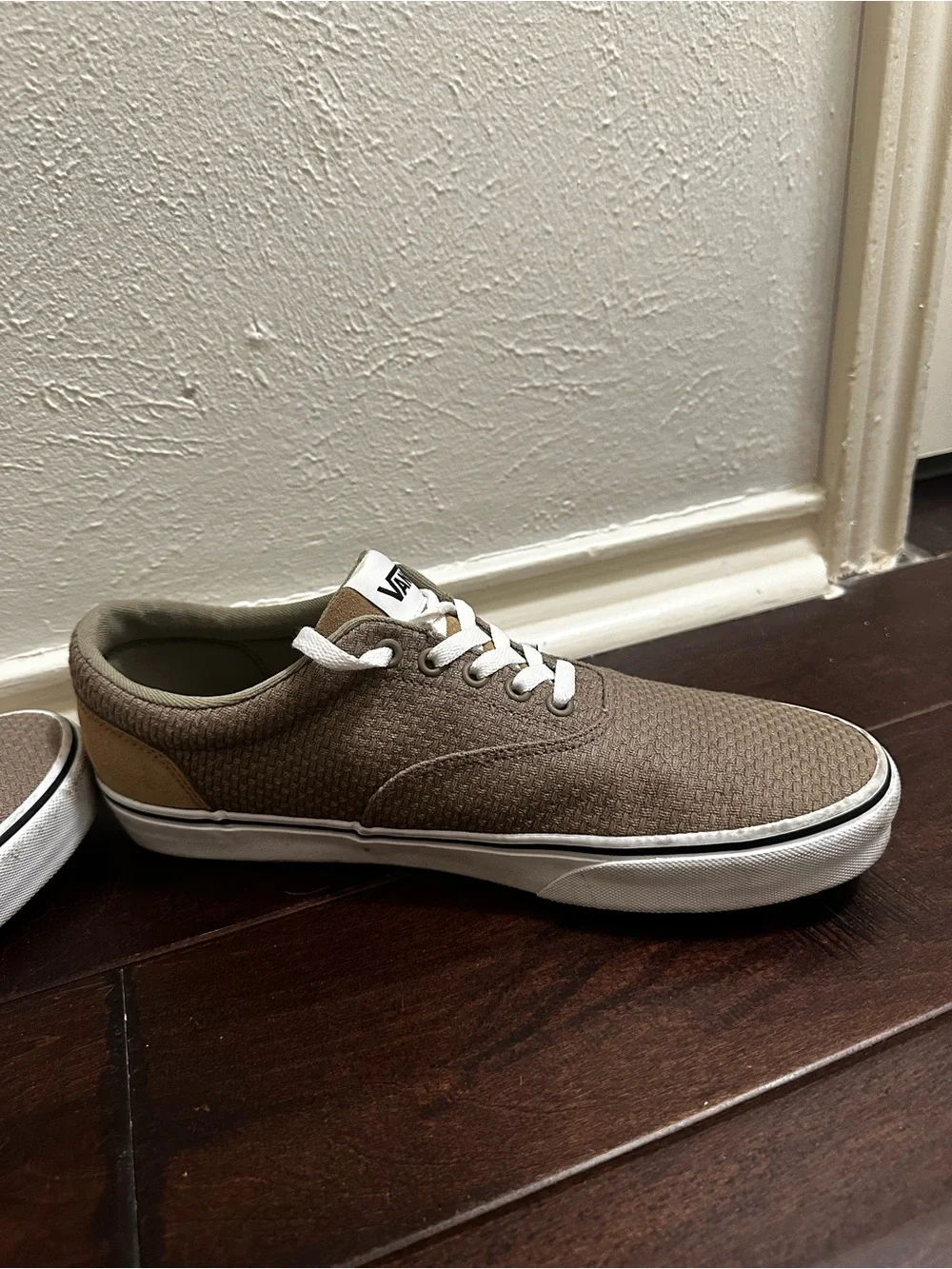 Vans Men’s Low-Top Sneakers in Taupe and White